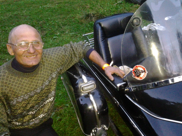 2014-08-15 21.06.13.jpg