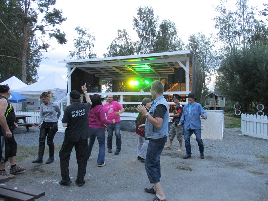 Rokkaavat roikkalaiset.jpg