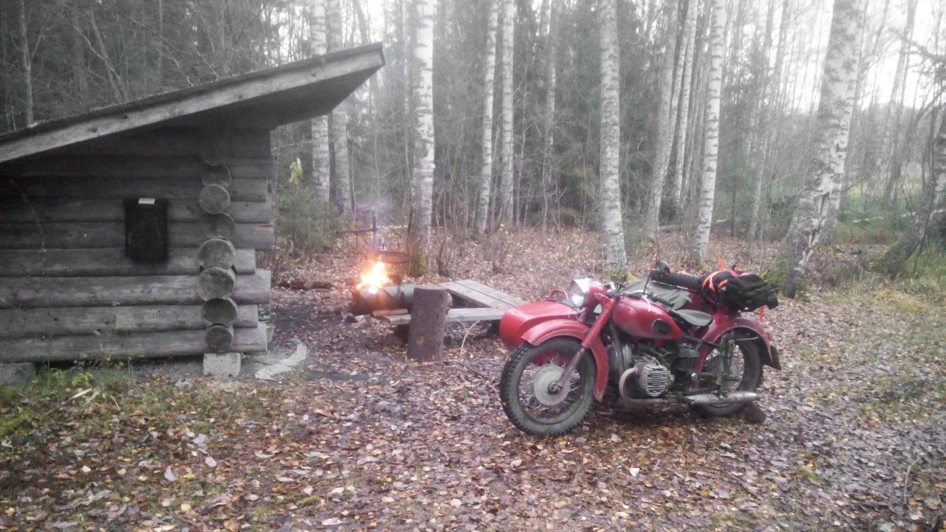 Laavulla Lempäälässä.jpg